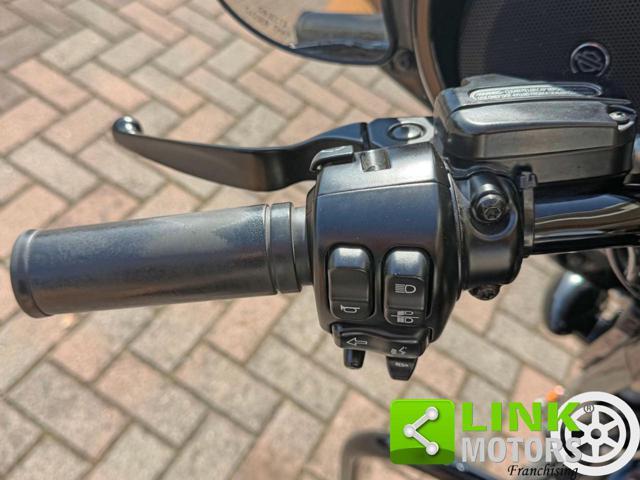 HARLEY-DAVIDSON FLHX Street Glide Special - FLHXS 107