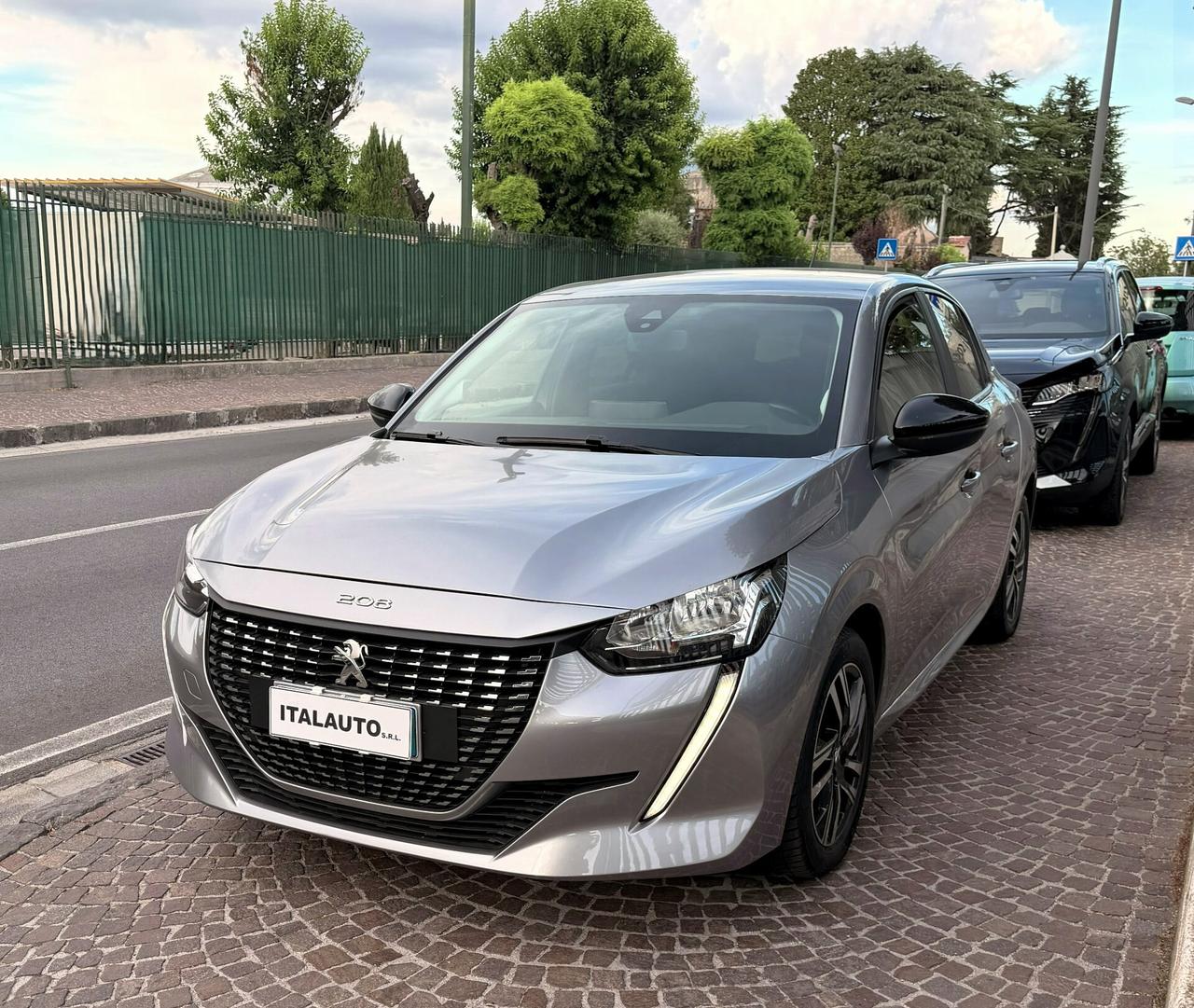 Peugeot 208 PureTech 100 Stop&Start EAT8 5 porte Active Pack