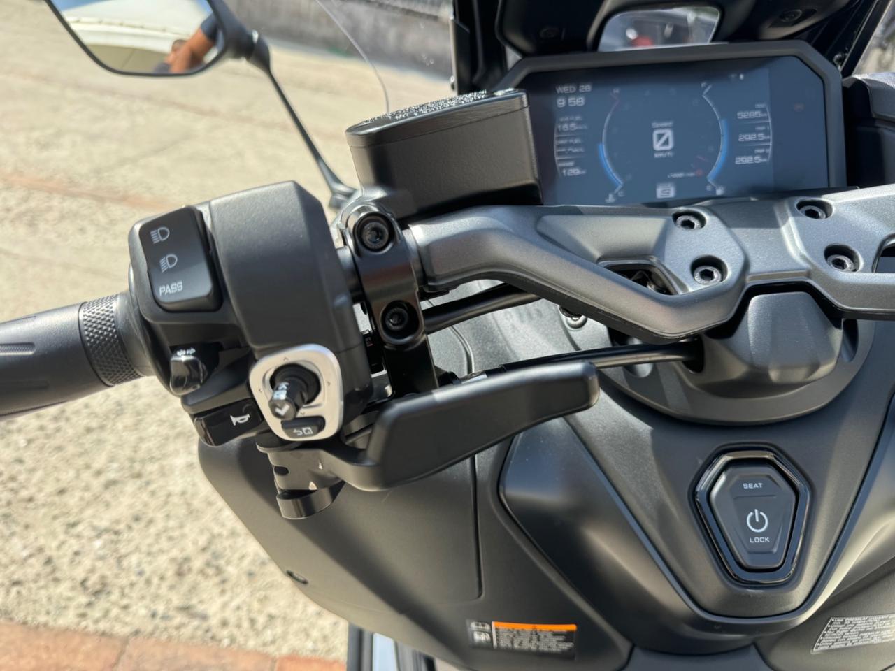 Yamaha TMAX 560