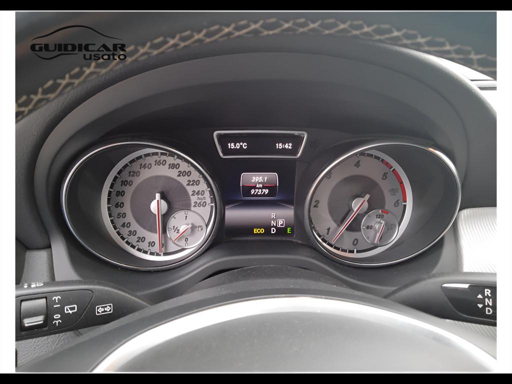 Mercedes-Benz GLA-X156 2014 - GLA 220 d (cdi) Sport 4matic 170cv auto