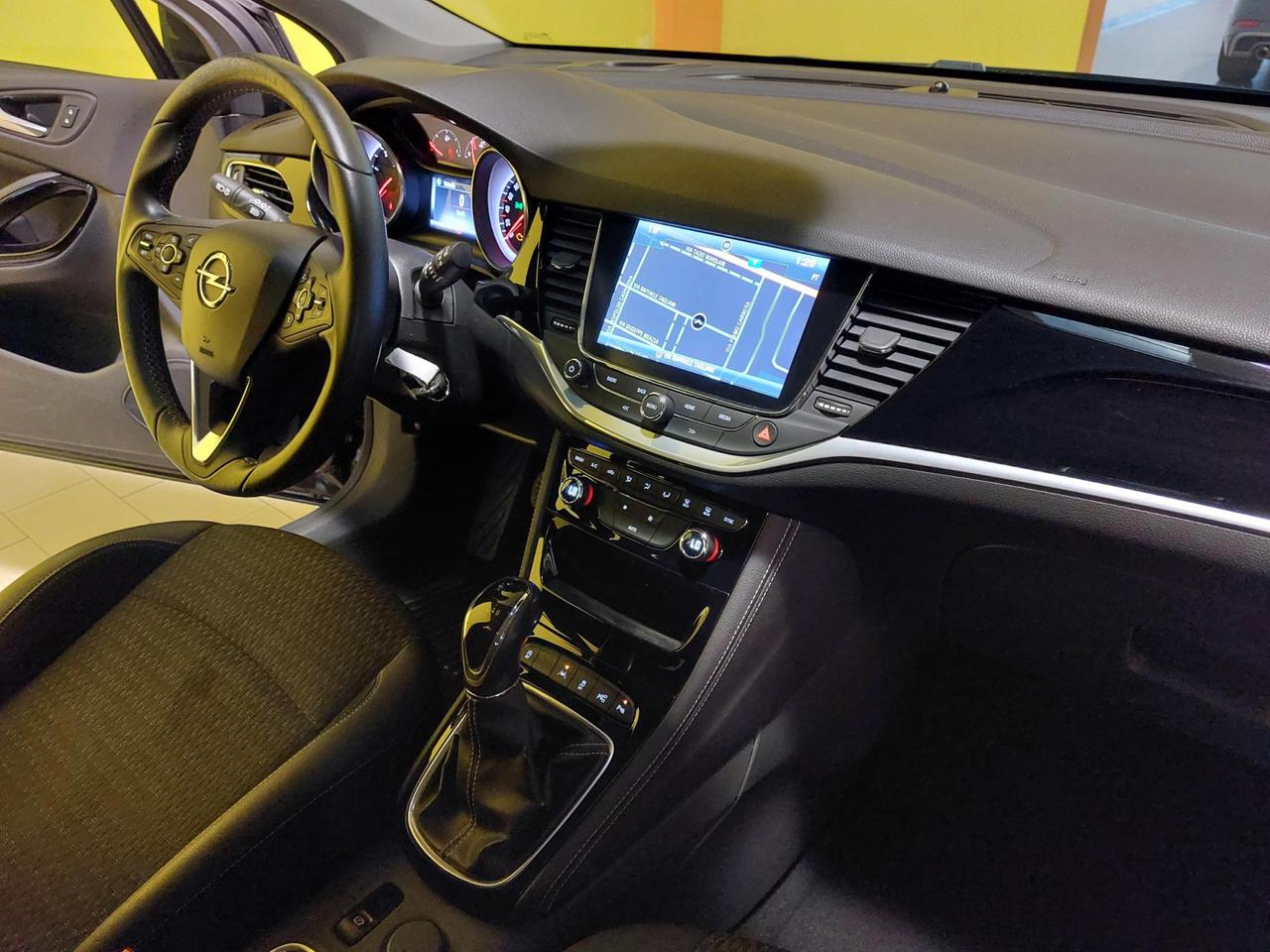 Opel Astra 5 Porte ASTRA 5P 1.6 CDTI INNOVATION 136CV