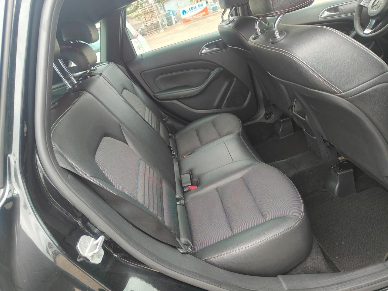 Mercedes-benz B 200 d Automatic Premium