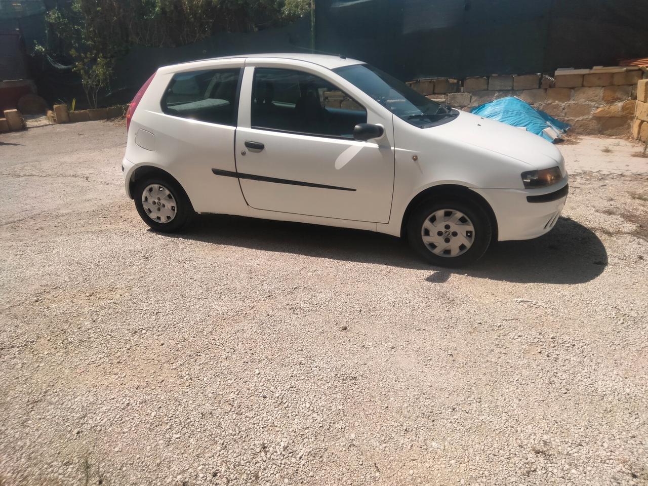Fiat Punto 1.2i cat 3 porte EL