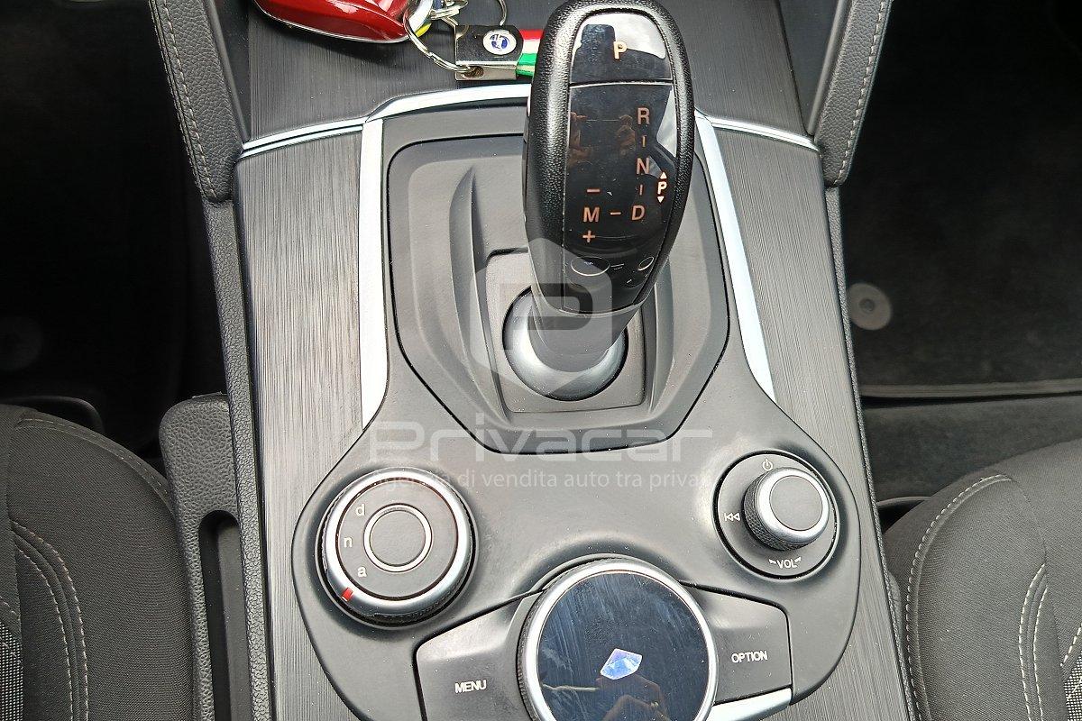 ALFA ROMEO Stelvio 2.2 Turbodiesel 210 CV AT8 Q4 Business