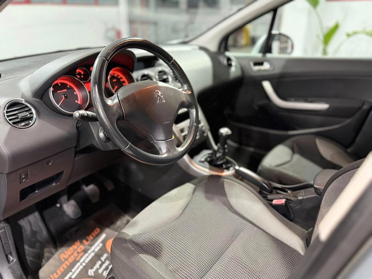 Peugeot 308 1.6 8V HDi 92CV 5p. Active 2012