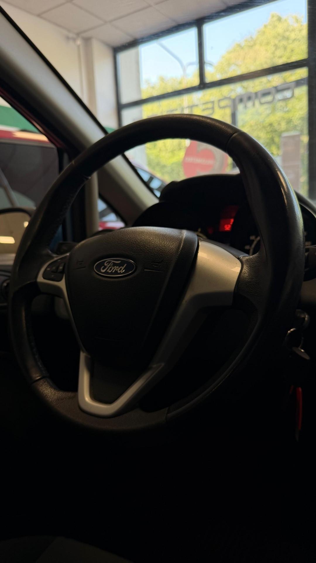 Ford Fiesta 1.2 82 CV 5 porte Titanium