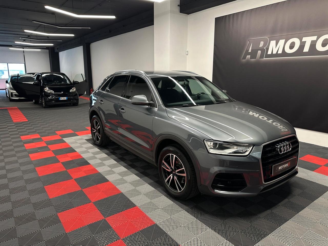 Audi Q3 2.0 TDI 120 CV Sport