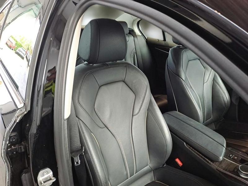BMW 518 MH48V LUXURY AUTO 4 PORTE BERLINA