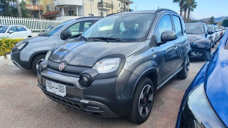 FIAT Panda Cross CROSS PLUS 1.0 FireFly S&S Hybrid