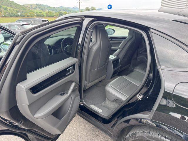 PORSCHE Cayenne Coupé 3.0 V6 E-Hybrid PASM PANO BOSE IVA ESPOSTA