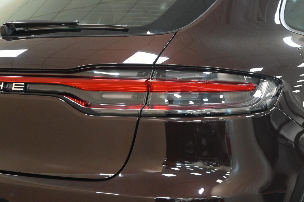 PORSCHE Macan 1ªs. '13-'25 Macan 2.0