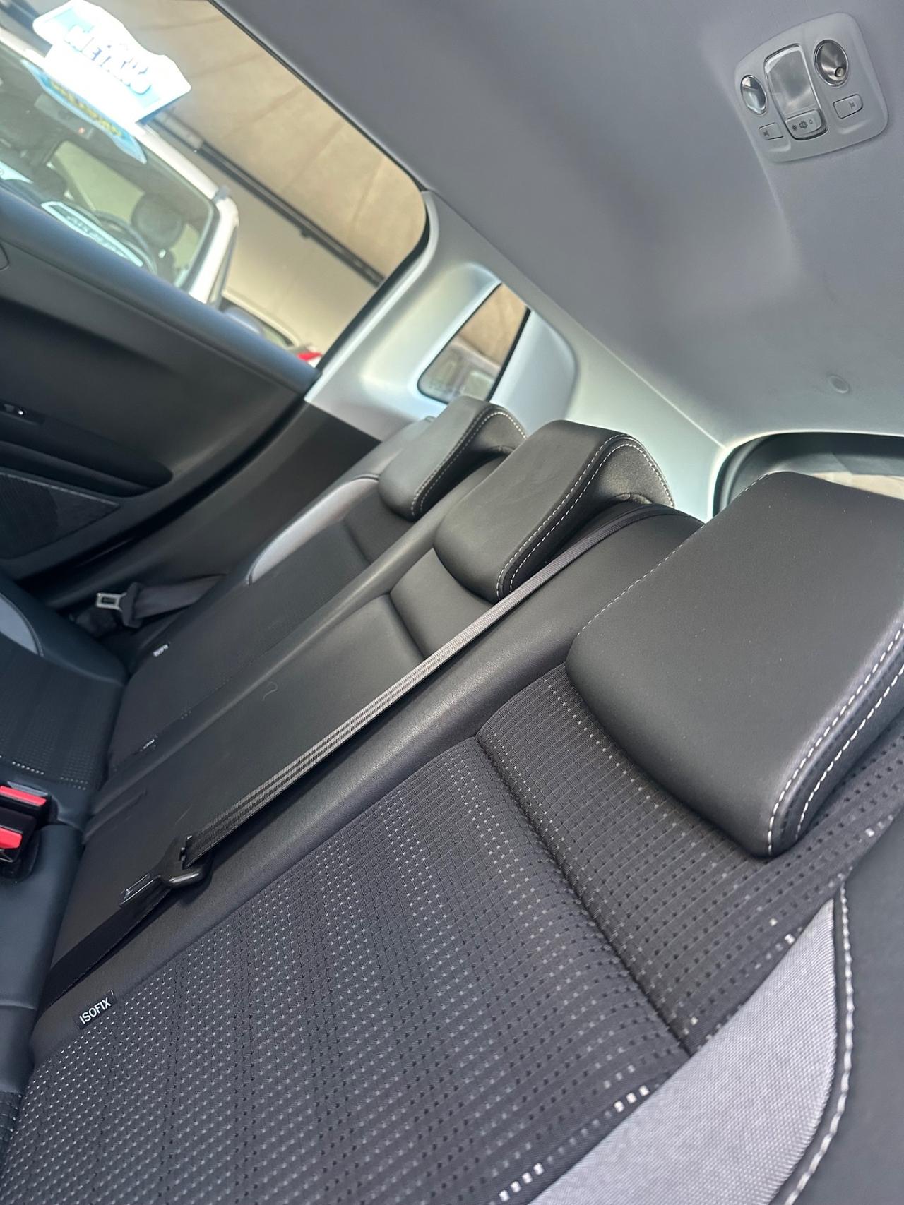 Peugeot 2008 1.6 DIESEL 120 CV 2017 - VERS. ALLURE