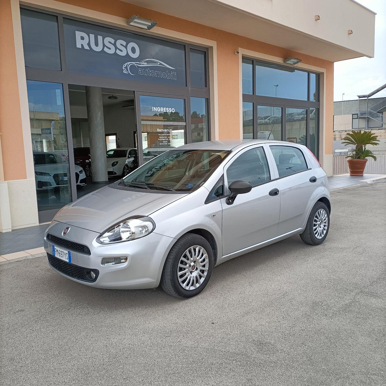 Fiat Punto 1.3 MJT II 95 CV Street