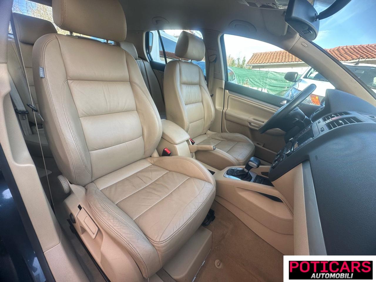 Volkswagen Golf 2.0 16V TDI 5p. Sportline