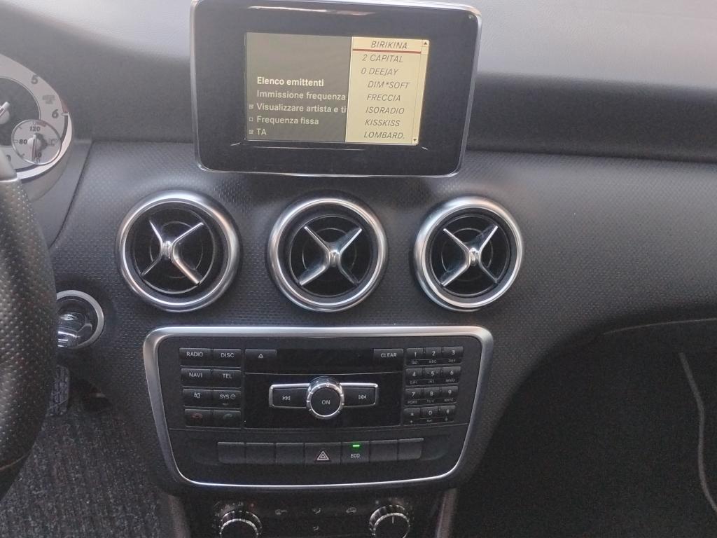 Mercedes Classe A A 180 cdi.SEDILI SPORTIVI.CERCHI 17.BLUETOOTH