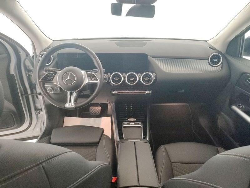 Mercedes-Benz GLA 200 Progressive Advanced Plus auto