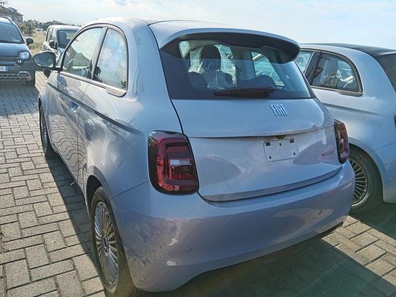FIAT 500 Hybrid Hybrid Icon