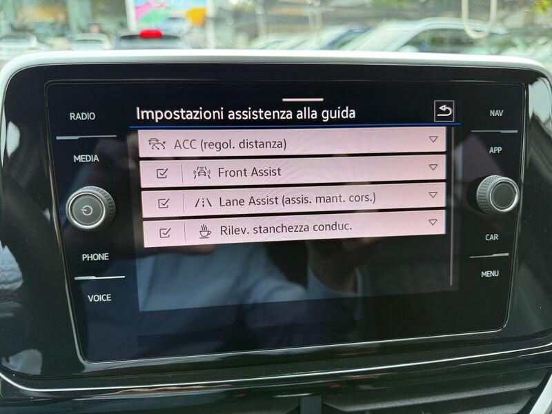 Volkswagen T-Roc 1.0 TSI R-LINE 110 CV