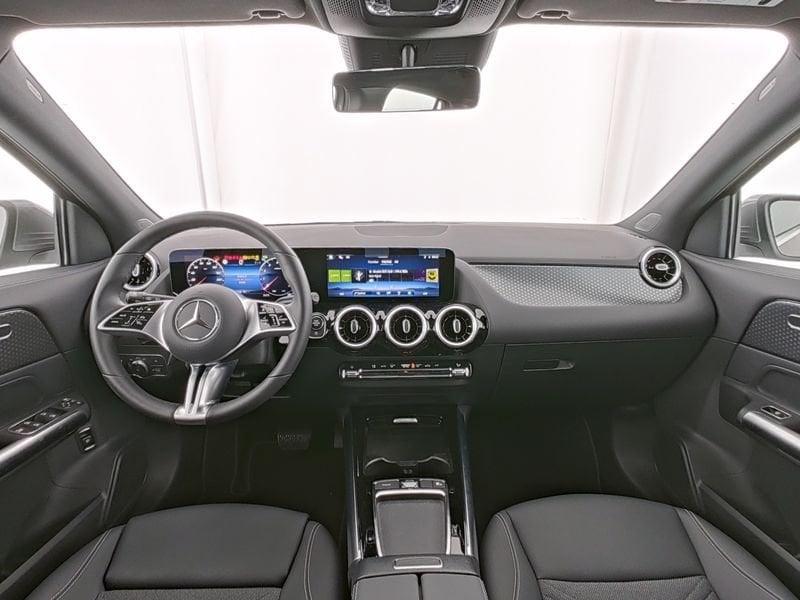 Mercedes-Benz GLA GLA 180 Automatic Progressive Advanced