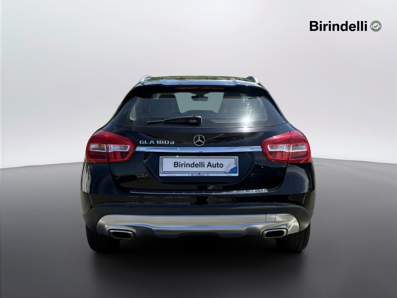 Mercedes-Benz GLA (X156) - GLA 180 d Automatic Executive