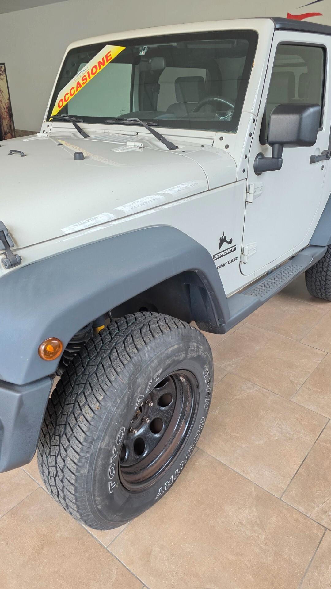 Jeep Wrangler 2.8 CRD DPF Sport Auto