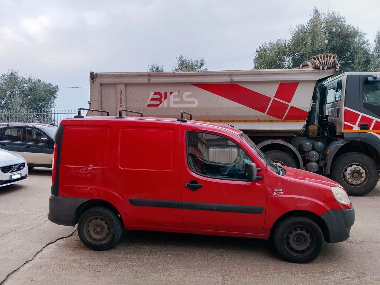 Fiat Doblò 1.6 Natural Power Lamierato