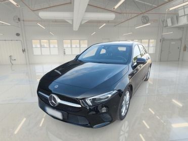 MERCEDES-BENZ A 180 d Automatic Business Extra 5 PORTE