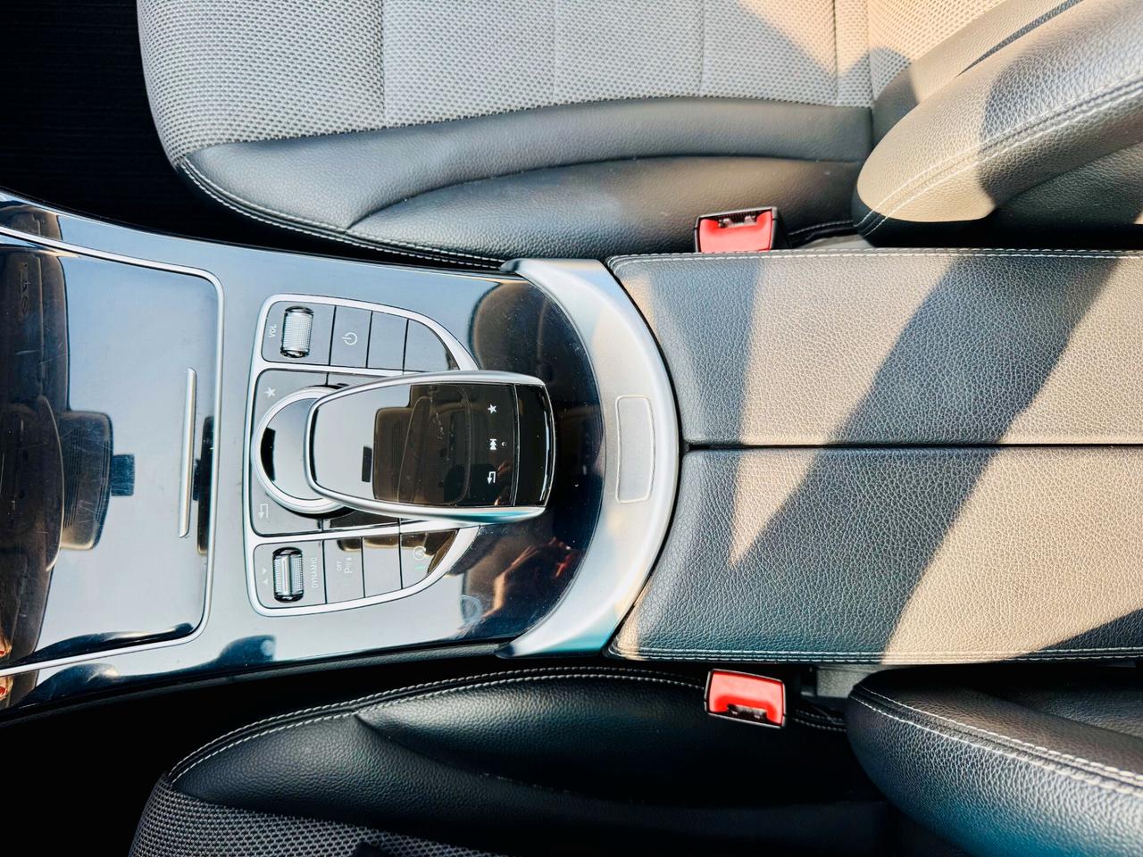 Mercedes-benz C 200 d Premium / LED / NAVI / Automatica