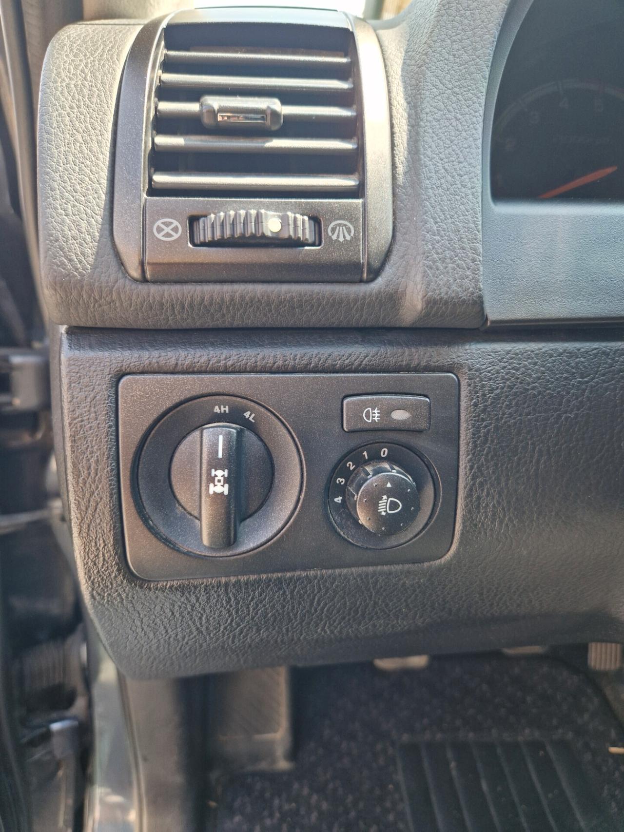 Ssangyong REXTON AWD 2.7 XDi 165 Cv