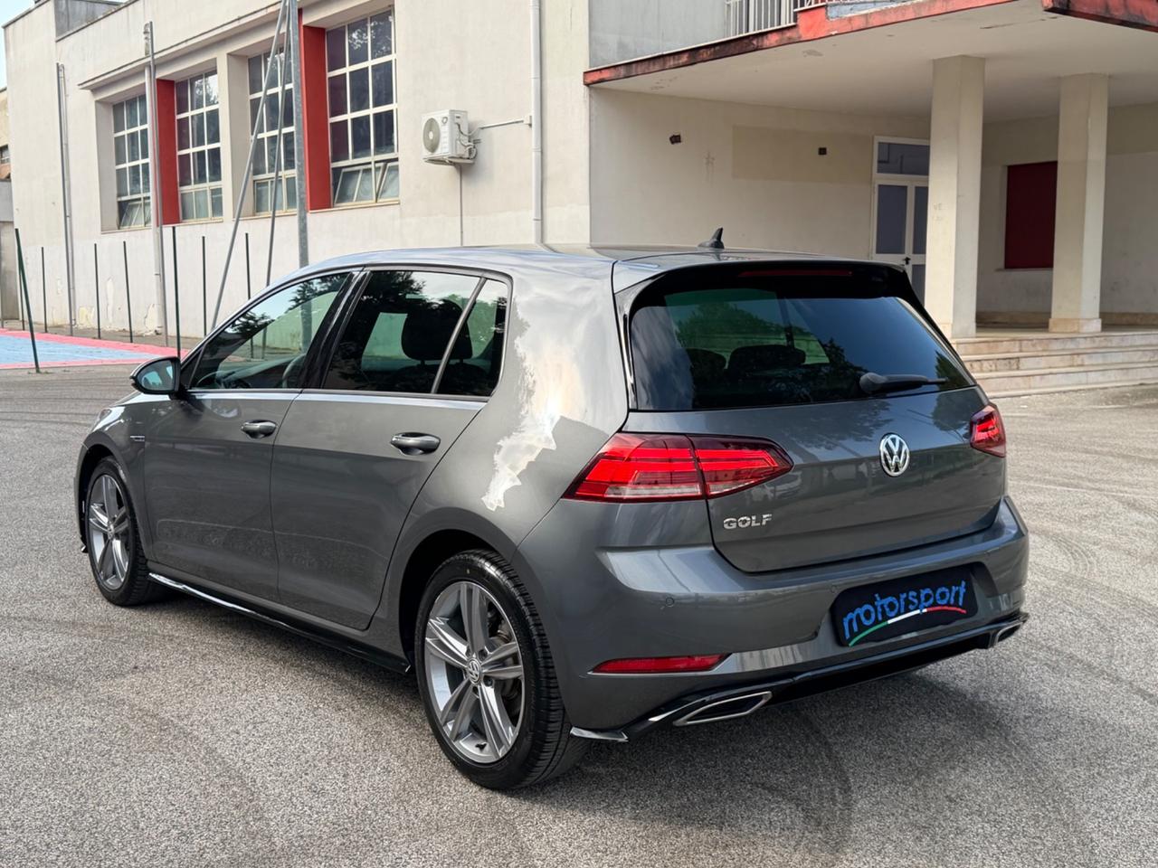 Volkswagen Golf Mk7.5 1.6 TDI R-Line