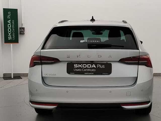 SKODA Octavia 2.0 TDI 150 CV DSG Wagon Executive