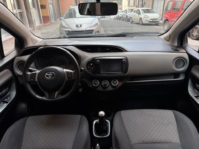 Toyota Yaris 1.0 5 porte Lounge