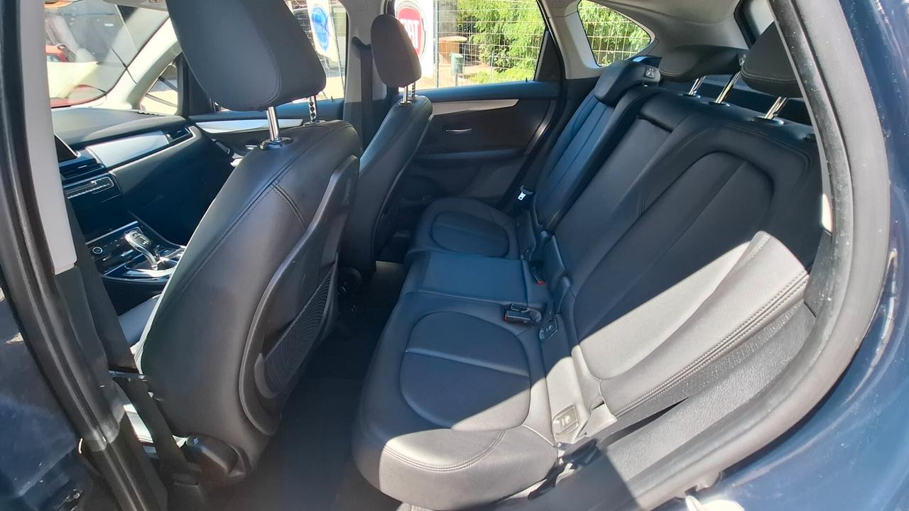 Bmw 2er Active Tourer 216d Msport