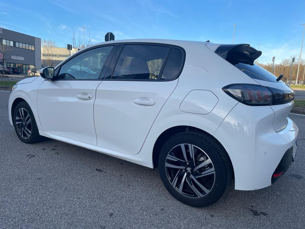 Peugeot 208 PureTech 100 Stop&Start 5 porte *Automatik* Solo 65000km*