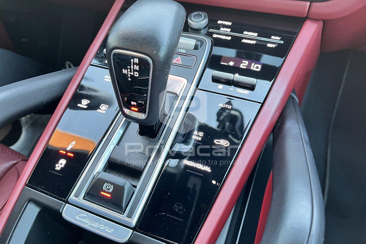 PORSCHE Cayenne Coupé 3.0 V6 E-Hybrid