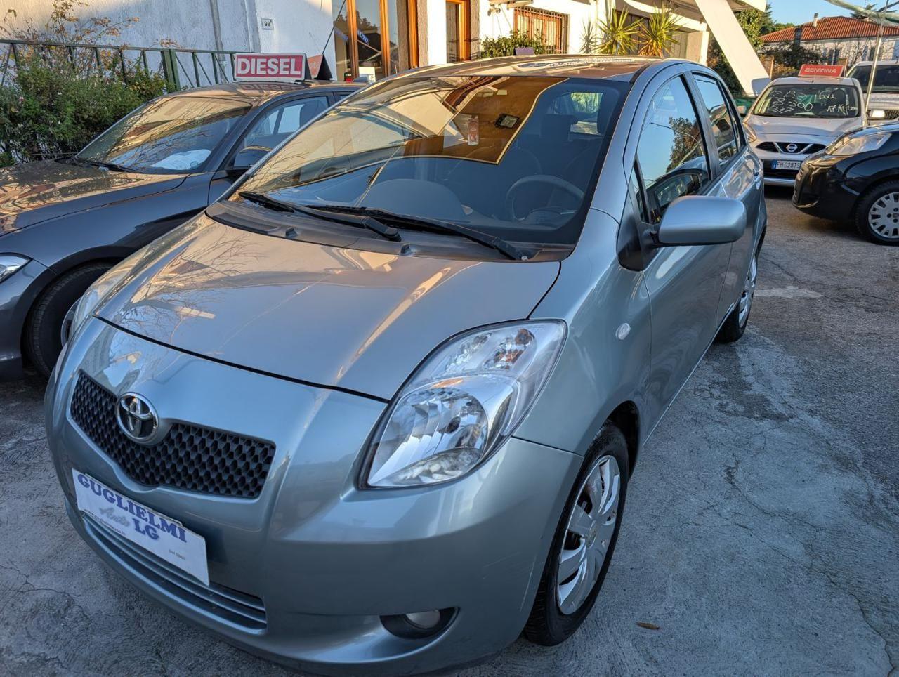 Toyota Yaris 1.3 5 porte Sol