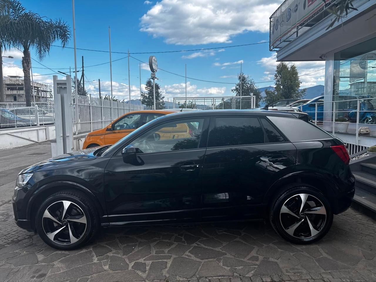 Audi Q2 30 TDI S tronic Business Design
