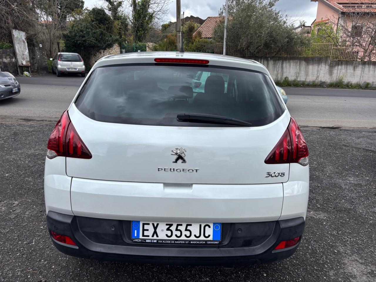 Peugeot 3008 1.6 HDi 115CV Business