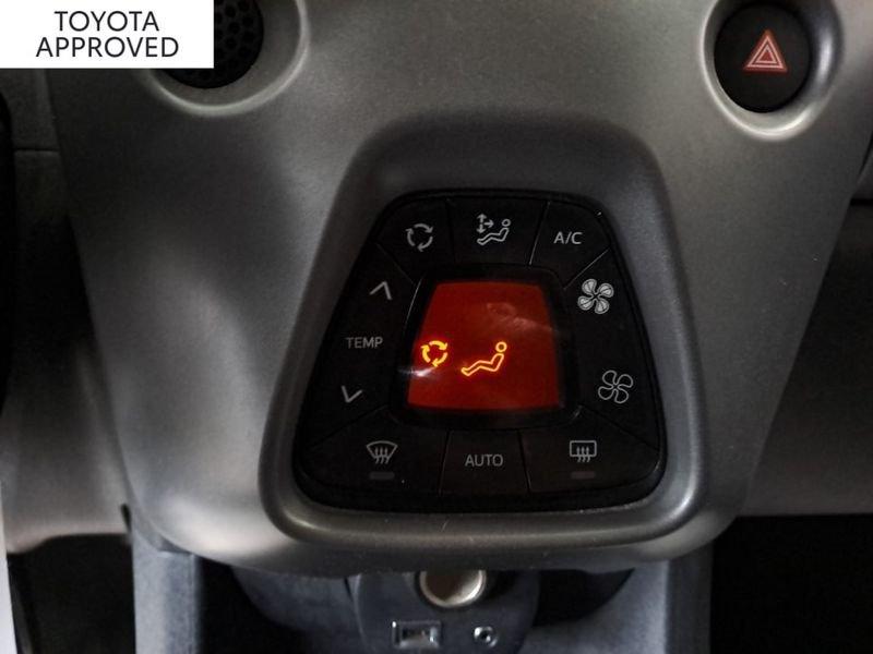 Toyota Aygo 5P 1.0 X-PLAY 72CV