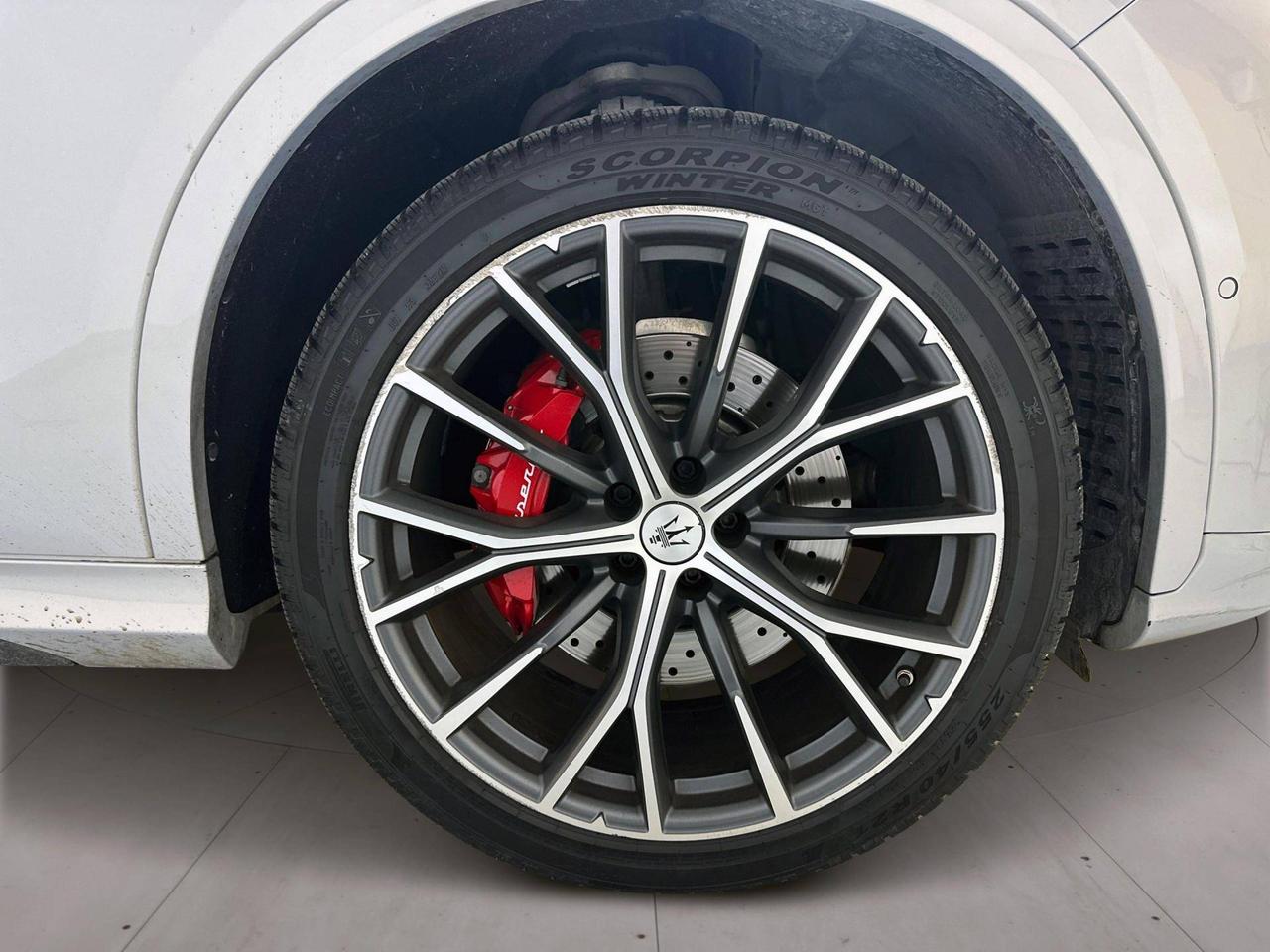 Maserati Grecale 3.0 V6 Trofeo 530cv