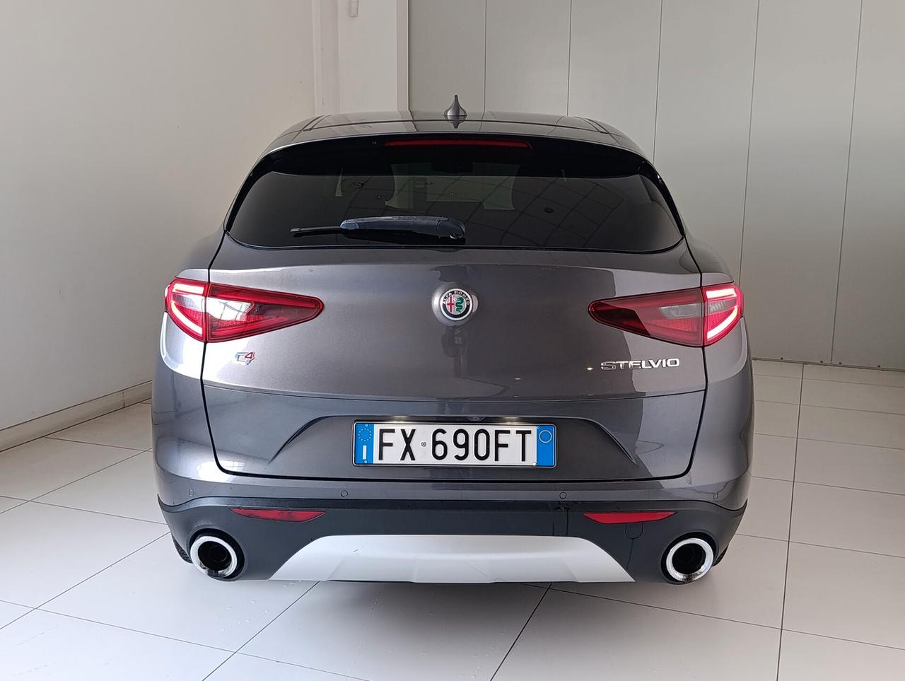 Alfa Romeo Stelvio 2.2 Turbodiesel 210 CV AT8 Q4 Lusso