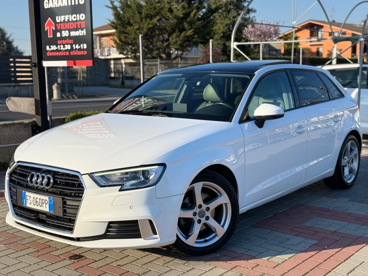 Audi A3 SPB 30 TDI Sport TETTO APRIBILE