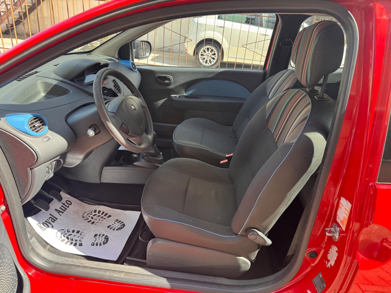 Renault Twingo 1.5 dCi 75CV Ok Neopatentati