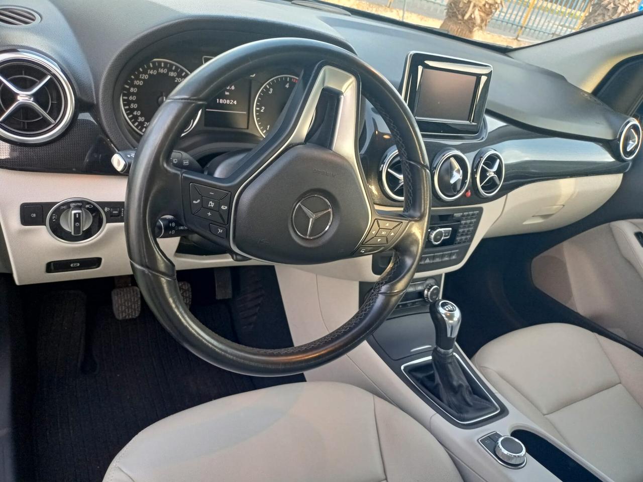 Mercedes-benz B 200 B 200 CDI Premium