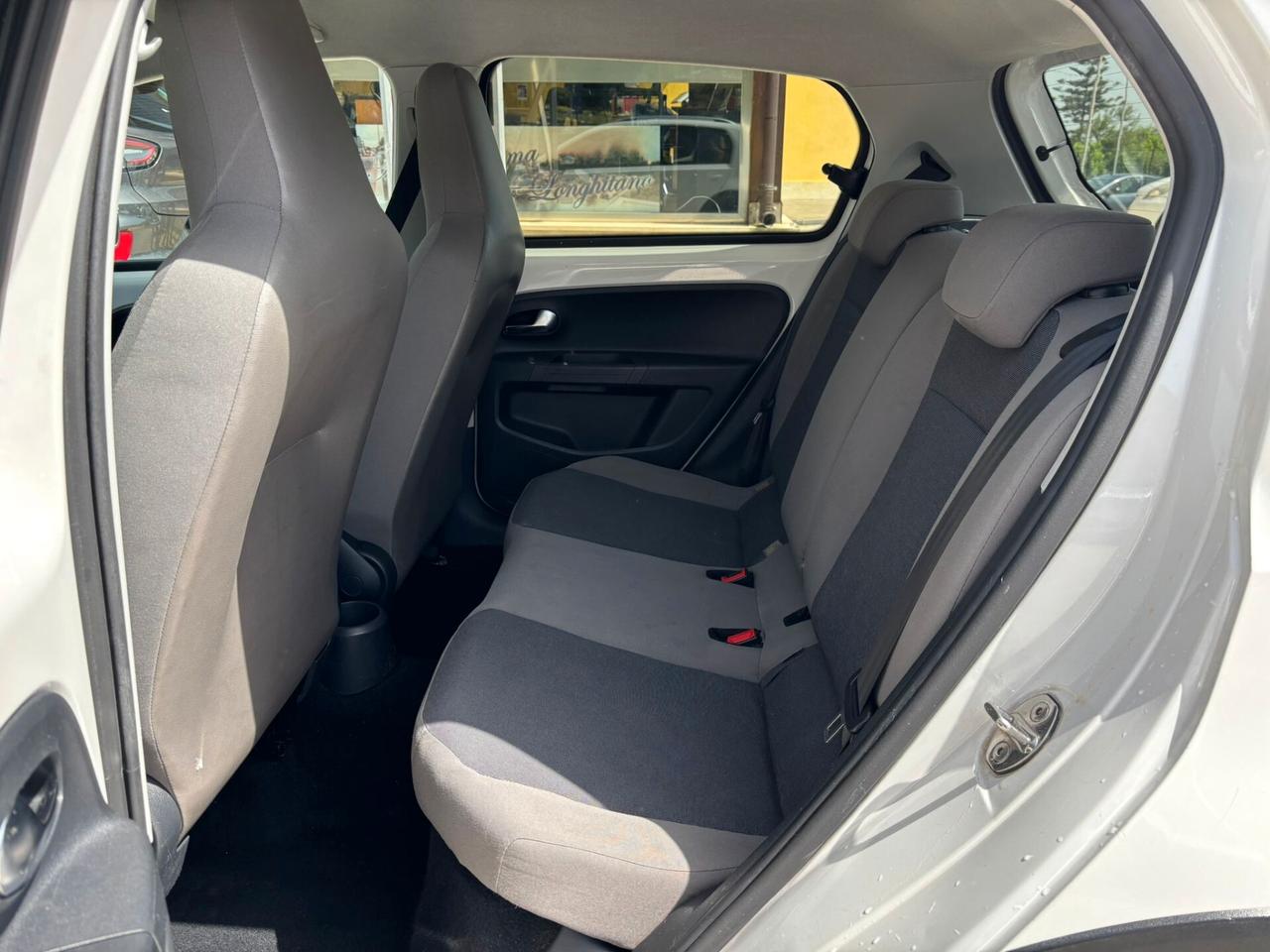 VOLKSWAGEN UP 1.0 B/GPL CROSS UP - 2015