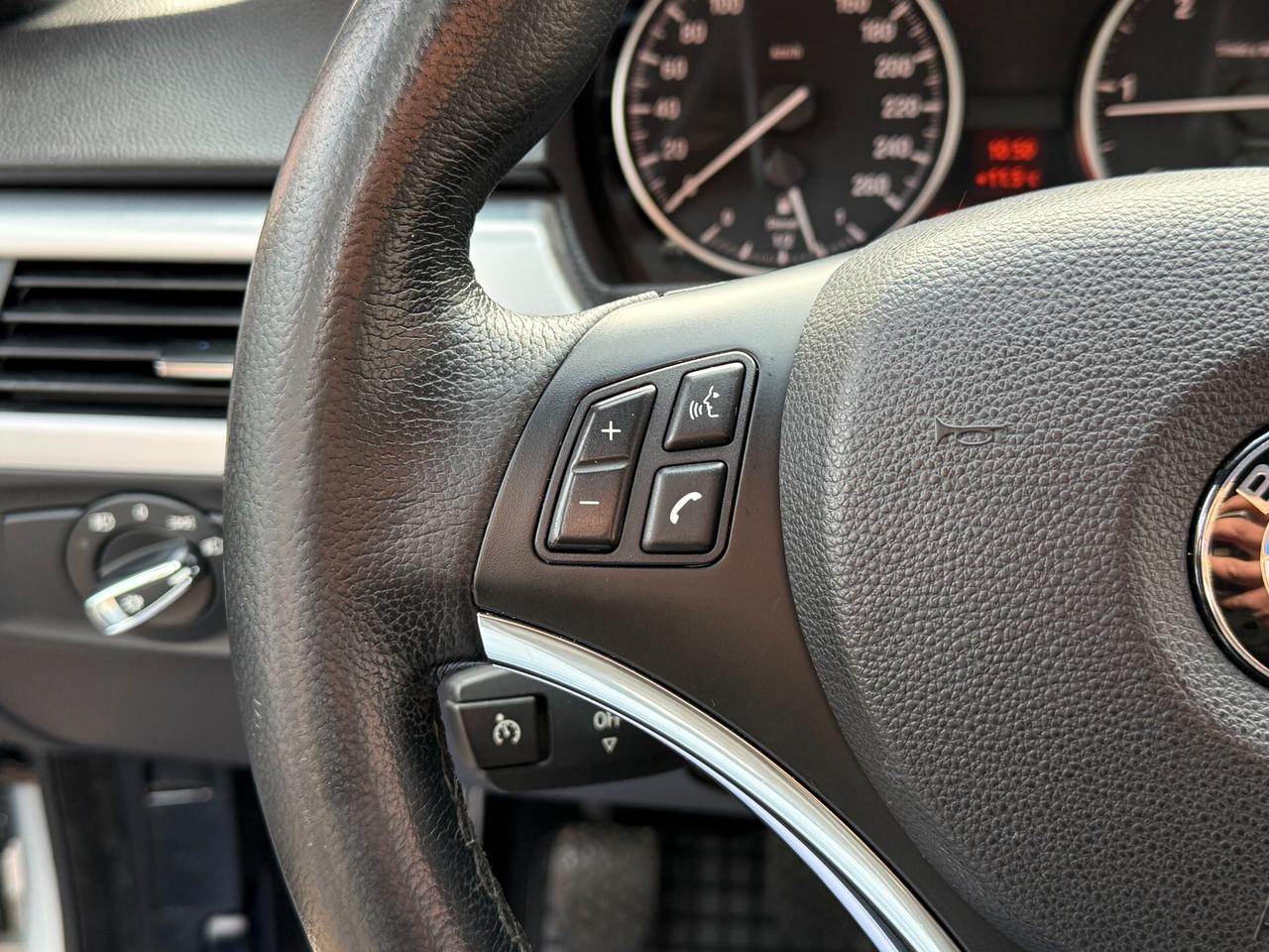 Bmw 320d *Cabrio Futura PELLE FULL - 2009