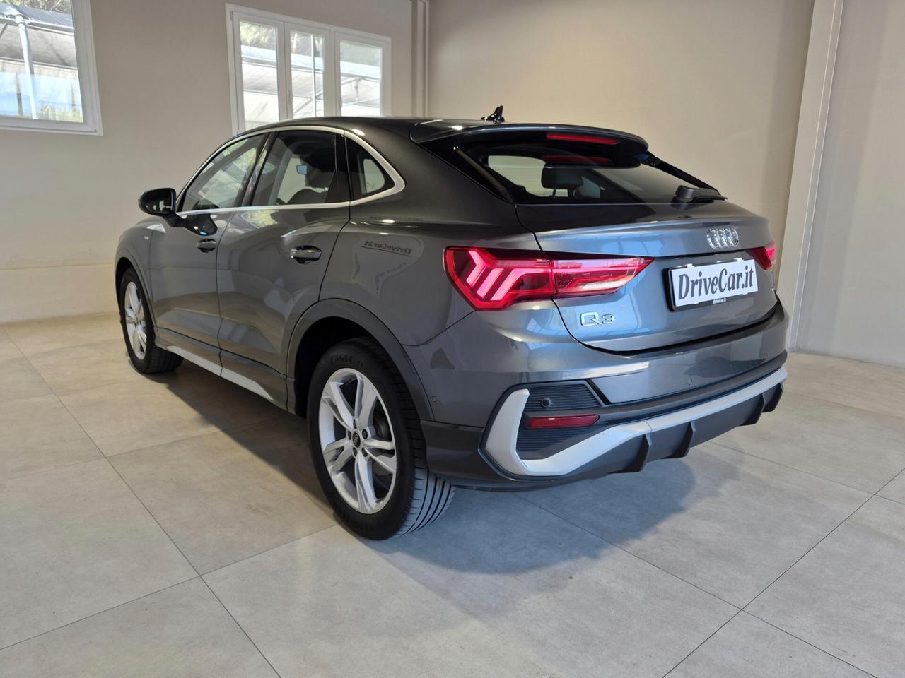 Audi Q3 SPORTBACK 35 TDI QUATTRO S TRONIC S LINE LED NAVI APPLE CARPLAY / ANDROID AUTO