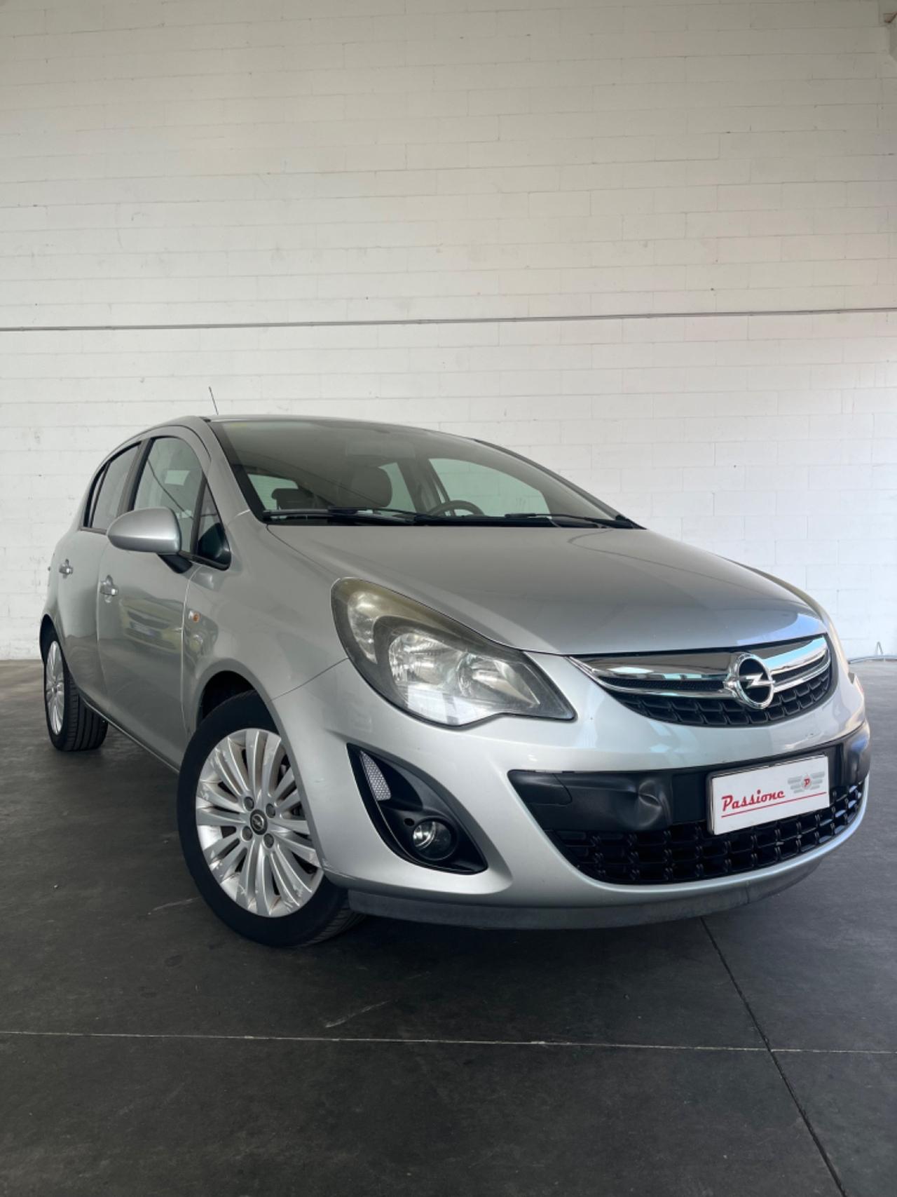 Opel Corsa 1.2 85CV 5 porte GPL-TECH Edition