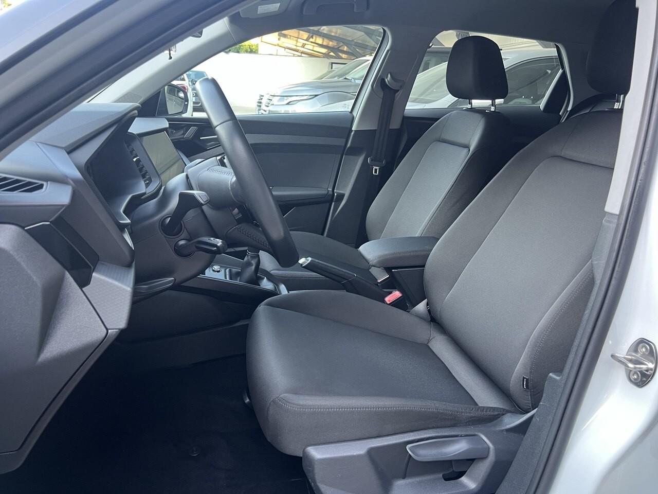 AUDI A1 30TFSI S line edition
