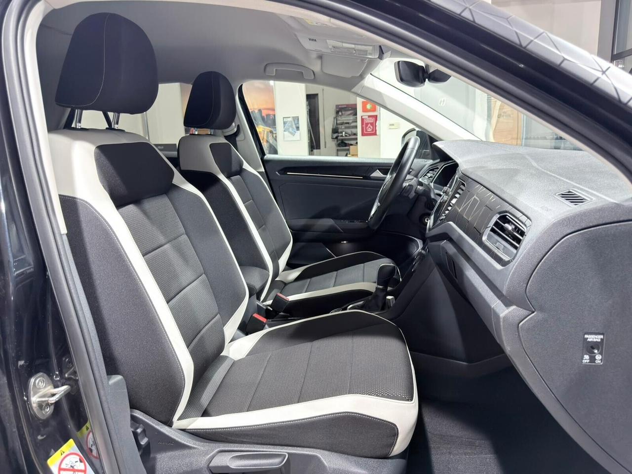 VW T-ROC 2.0TDI 150CV DSG 4MOTION 59.000KM 1HANDE